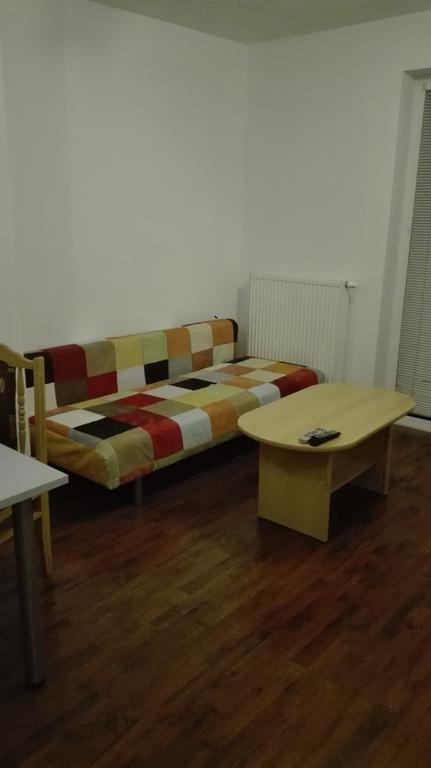 Apartman Halex Centrum City Aupark Piest'any Exteriör bild